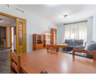 Dormitori de Apartament de lloguer en Badajoz Capital amb Moblat
