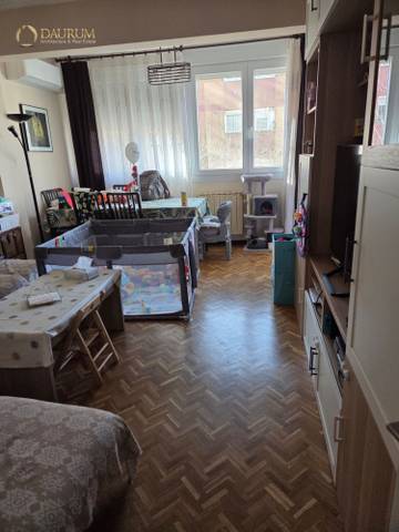 Piso en Venta en Paredes de Nava en Pueblo Nuevo