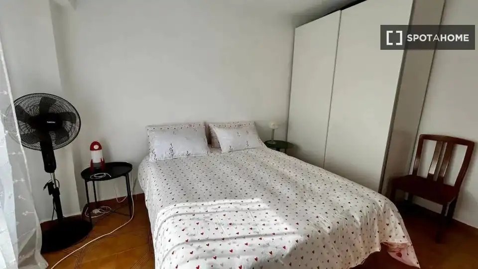 Flat with terrace to rent in Extramurs, imagen 11