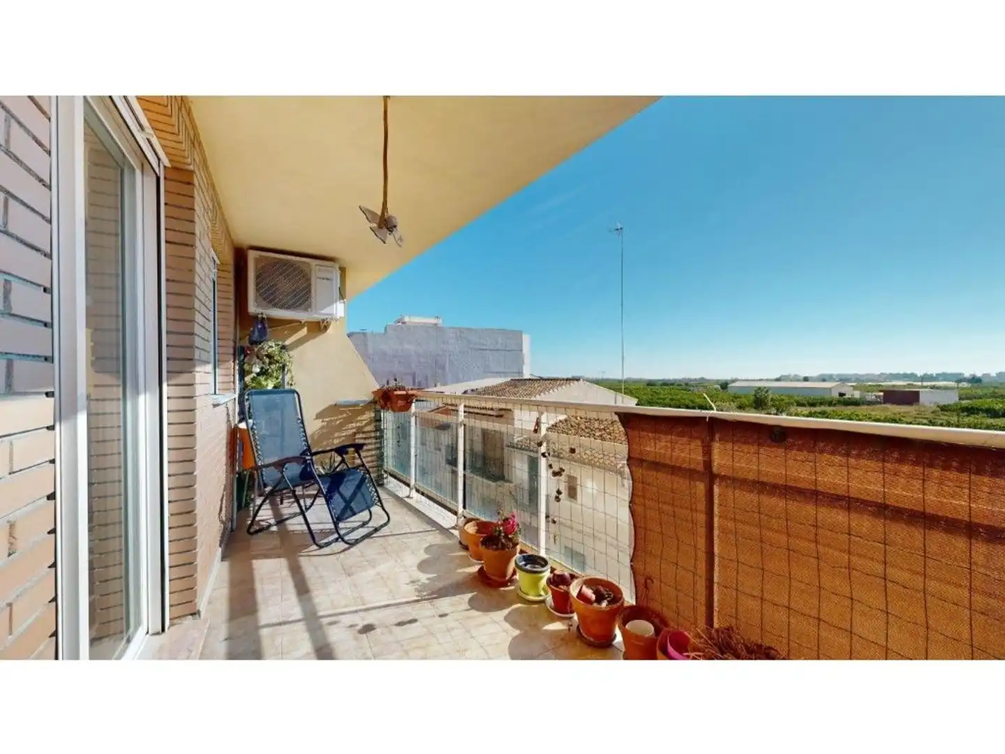 Vista exterior de Piso en venta en Moncofa con Aire acondicionado y Balcón