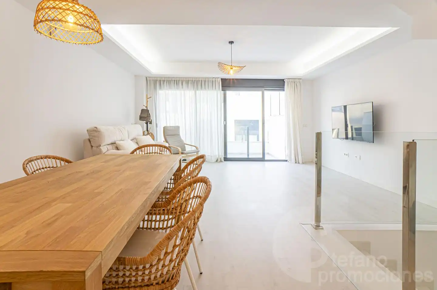 Comedor de Casa adosada en venta en Rincón de la Victoria con Terraza y Piscina comunitaria