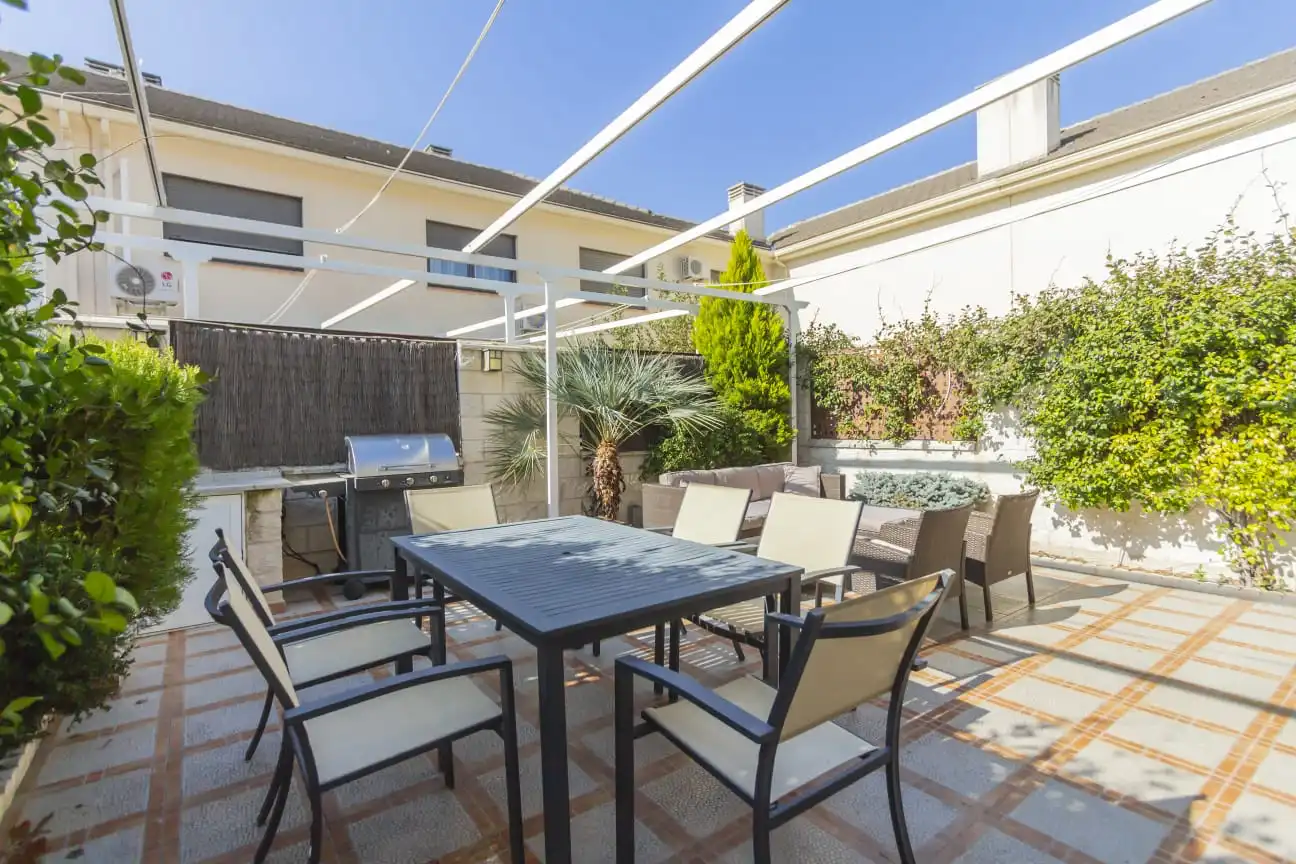 Terrace of Detached homes for sale in Aranjuez