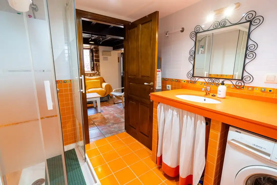 Bany de Casa o xalet de lloguer en Villaviciosa amb Calefacció, Jardí privat i Terrassa