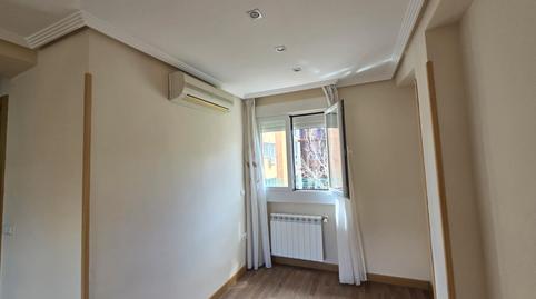 Foto 3 de Piso de alquiler en Pavones,  Madrid Capital