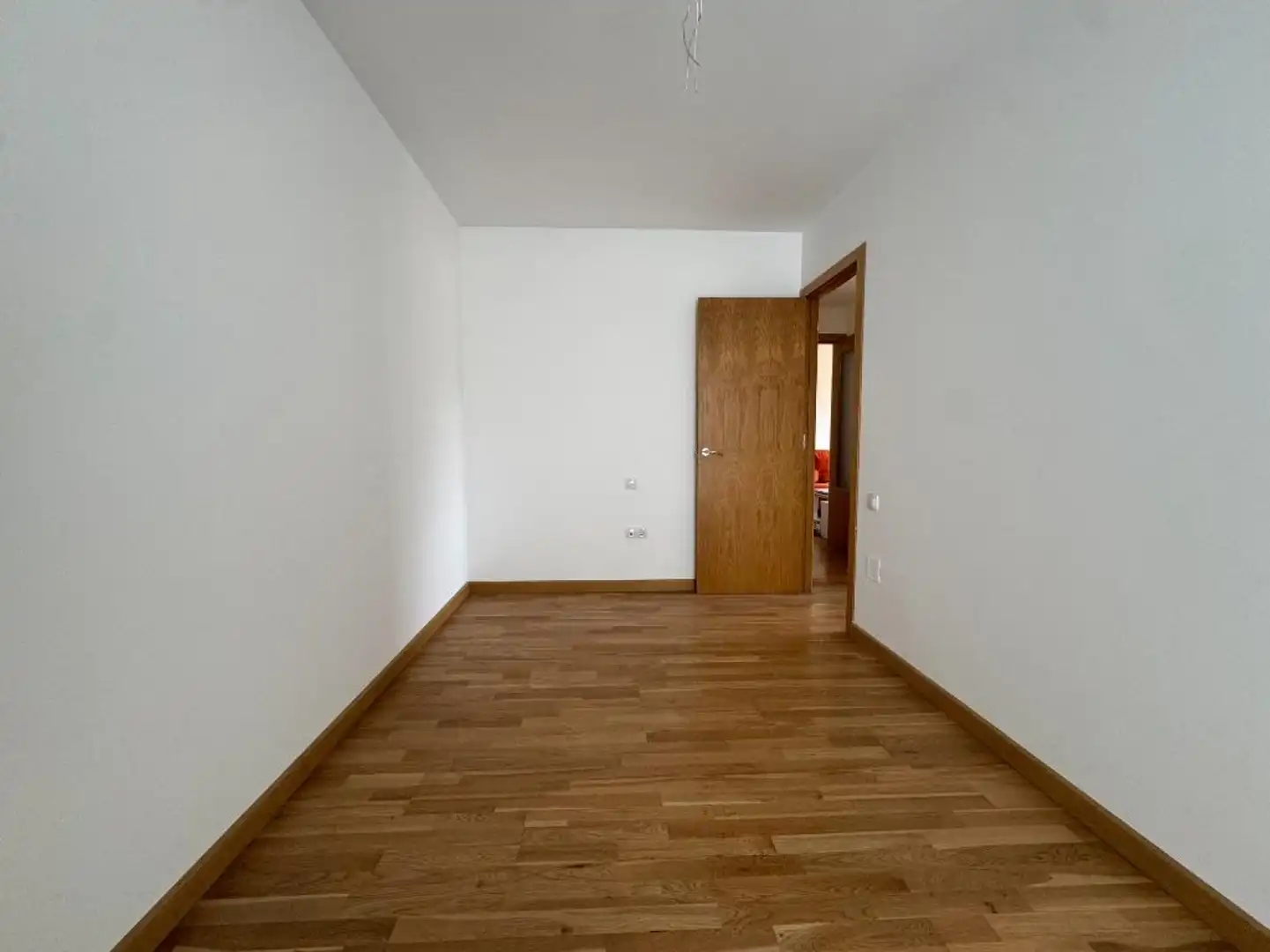 Habitación de Piso en venta en Los Corrales de Buelna  con Calefacción, Parquet y Terraza