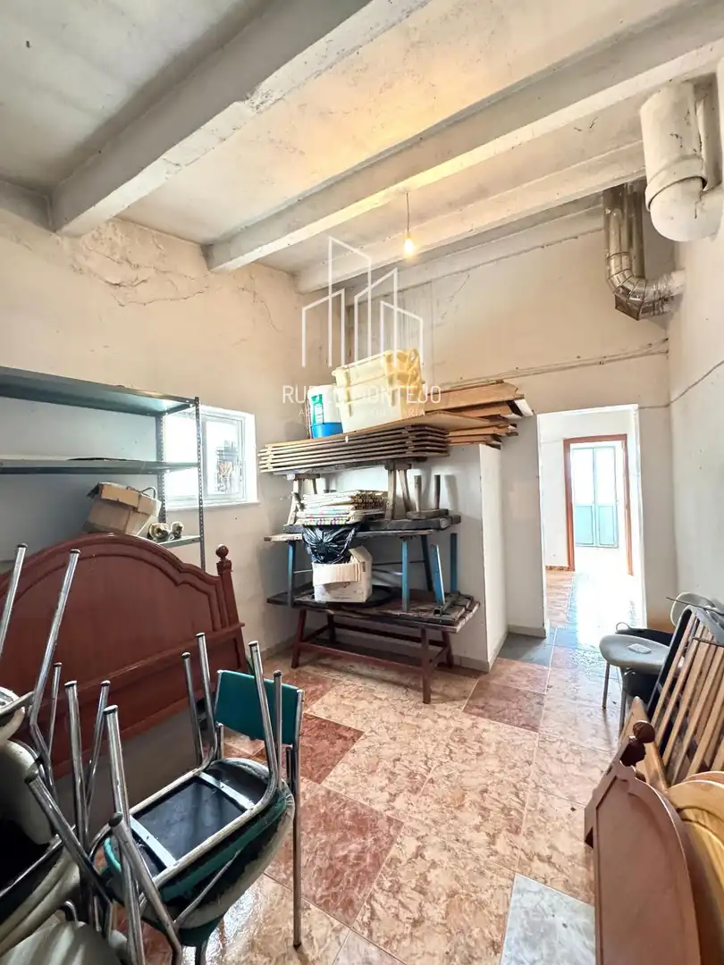 Local en venta en Gomecello con Terraza