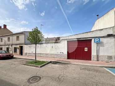 Terrenys i solars en venda a Calle Magdalena