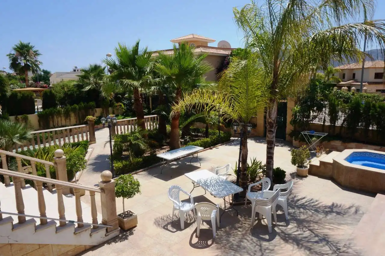 Casa o xalet en venda a Pueblo - Urbanizaciones