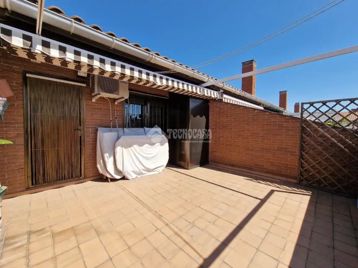 Terrassa de Pis de lloguer en Alcorcón amb Aire condicionat, Calefacció i Parquet