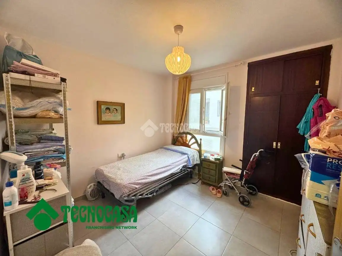 Habitación de Piso en venta en Coín, Málaga