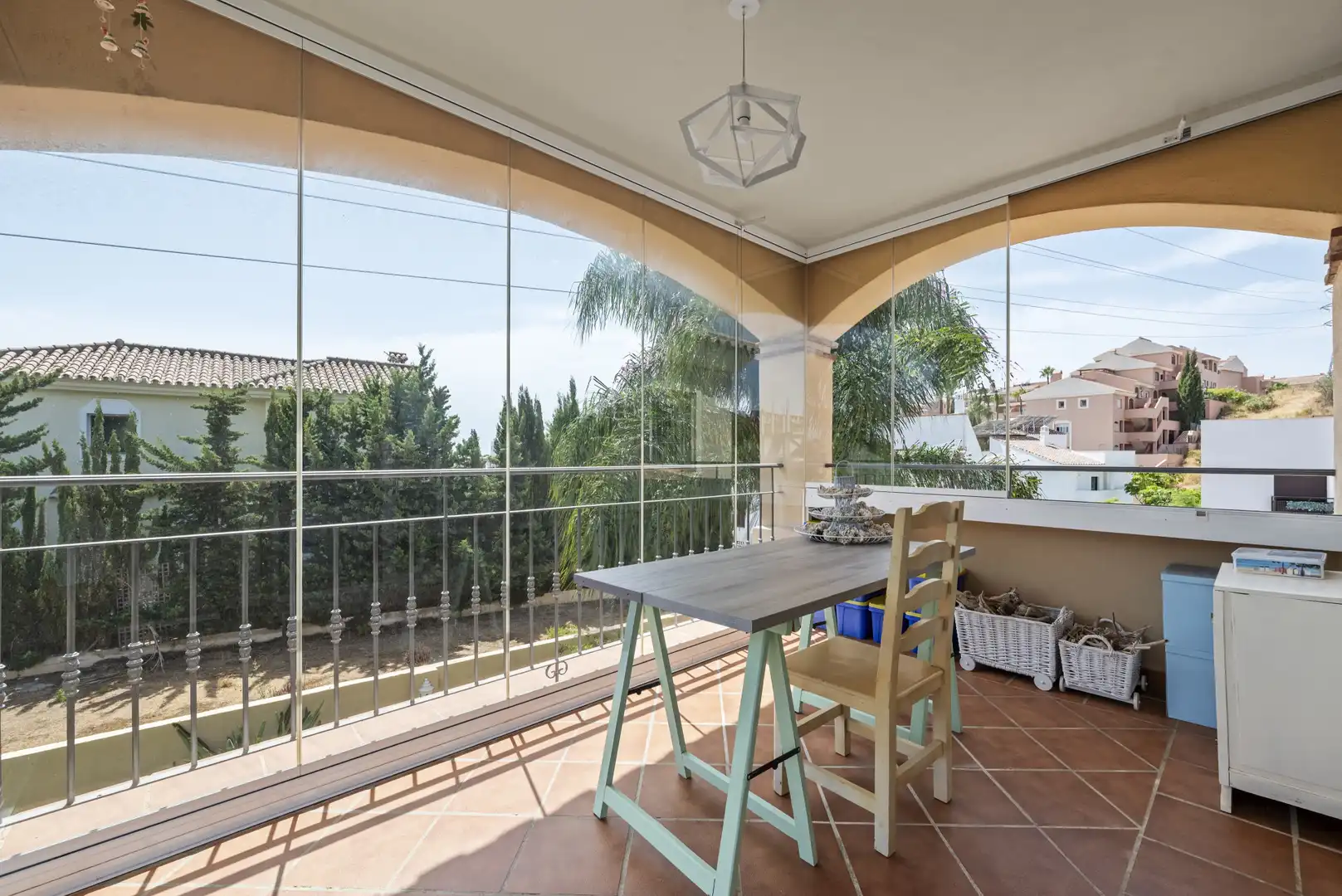 Terrasse von Haus oder Chalet zum Verkauf in Mijas mit Klimaanlage, Privatgarten und Terrasse