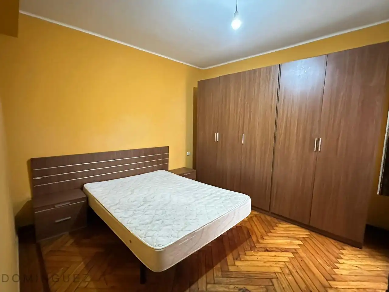 Habitación de Piso en venta en Vigo  con Calefacción