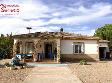 Xalet en venda a de la Malvasía
