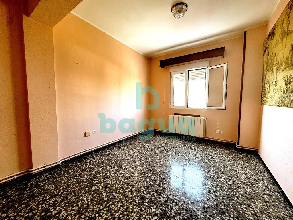 Bedroom of Flat for sale in Almendralejo