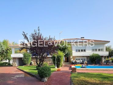 Casa con balcón en venta en Alpedrete