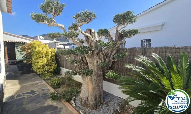 Jardí de Casa o xalet en venda en Roses amb Calefacció, Jardí privat i Traster