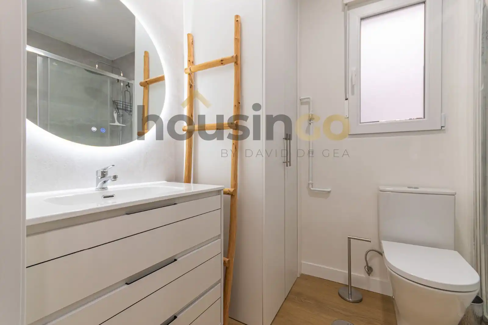 Bathroom of Flat for rent in Chamberí
