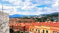 Vista exterior de Àtic en venda en Mataró amb Terrassa