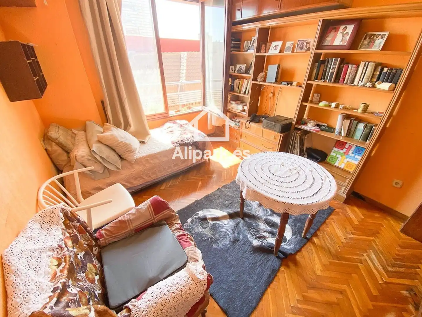 Habitación de Piso en venta en Alicante / Alacant con Aire acondicionado, Terraza y Balcón