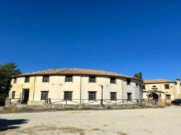 Edificio en Venta en Ondacabra en Torres