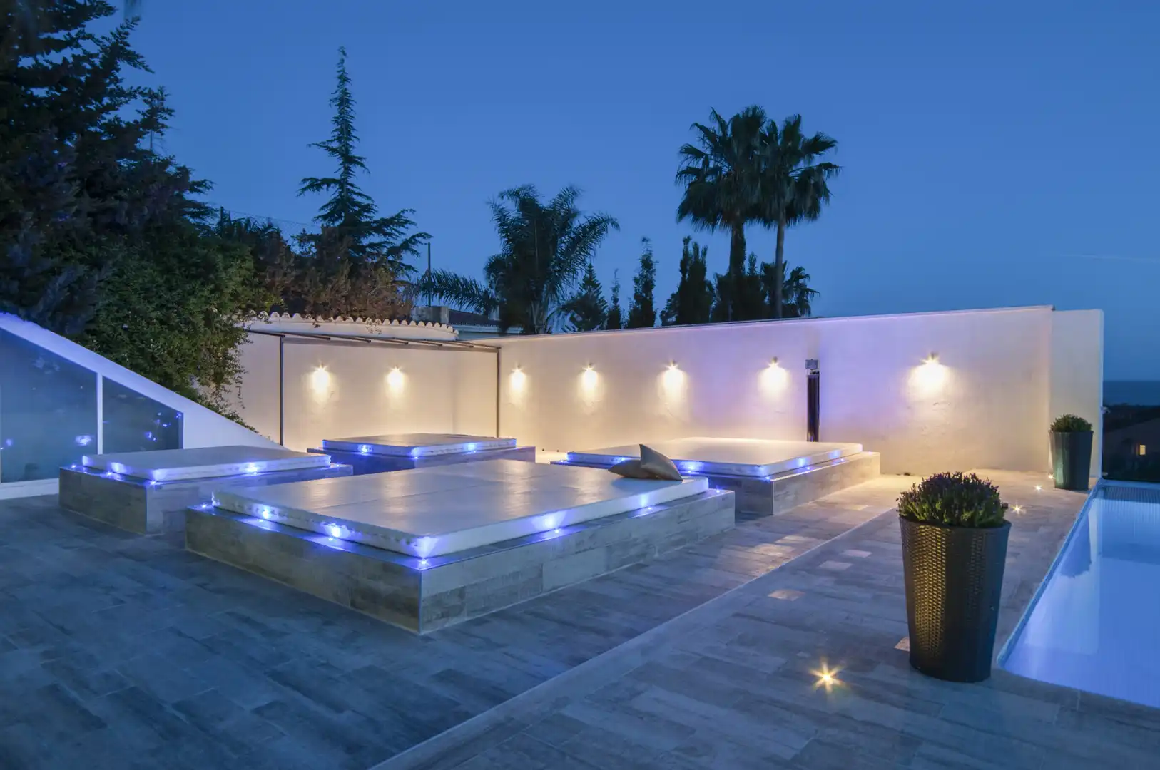 Houses for sale in Elviria