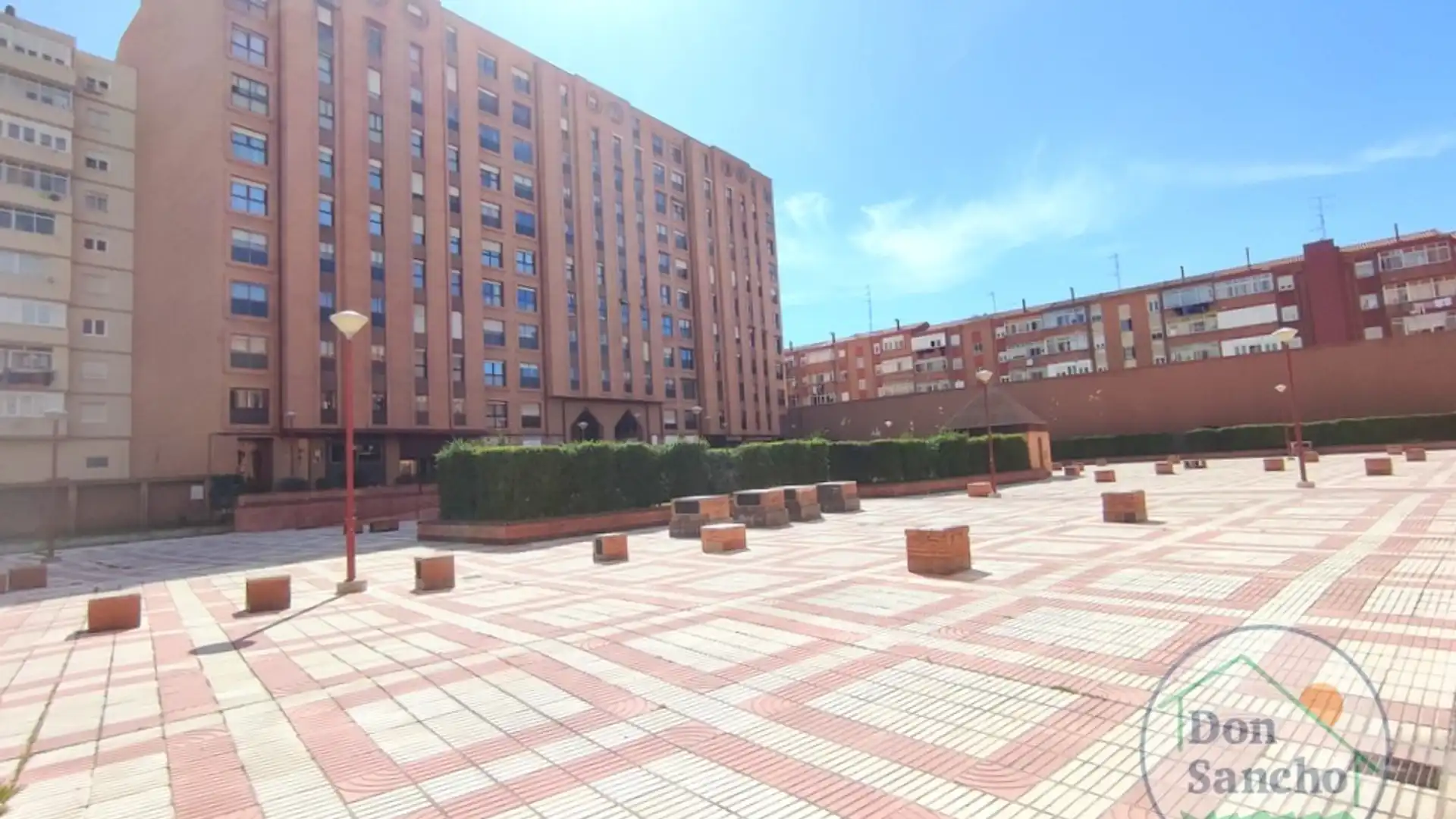 Exterior view of Flat for sale in Valladolid Capital  with Heating and Furnished