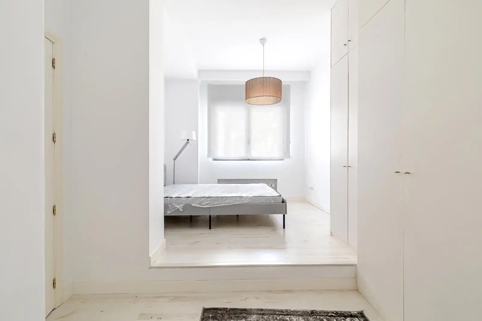 Bedroom of Flat for rent in Madrid  with Furnished and Community pool