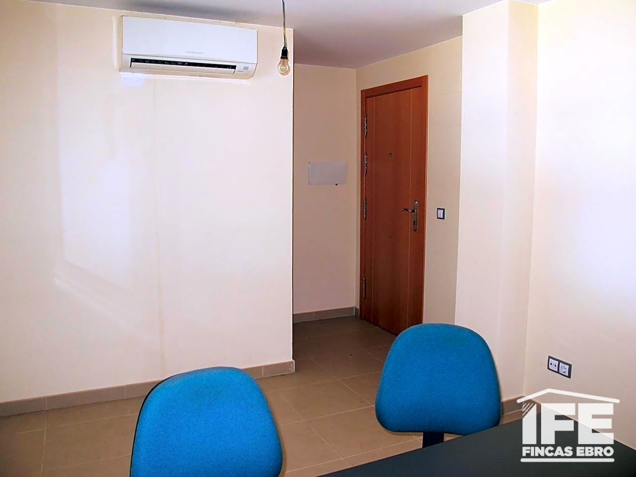 Office to rent in Alagón