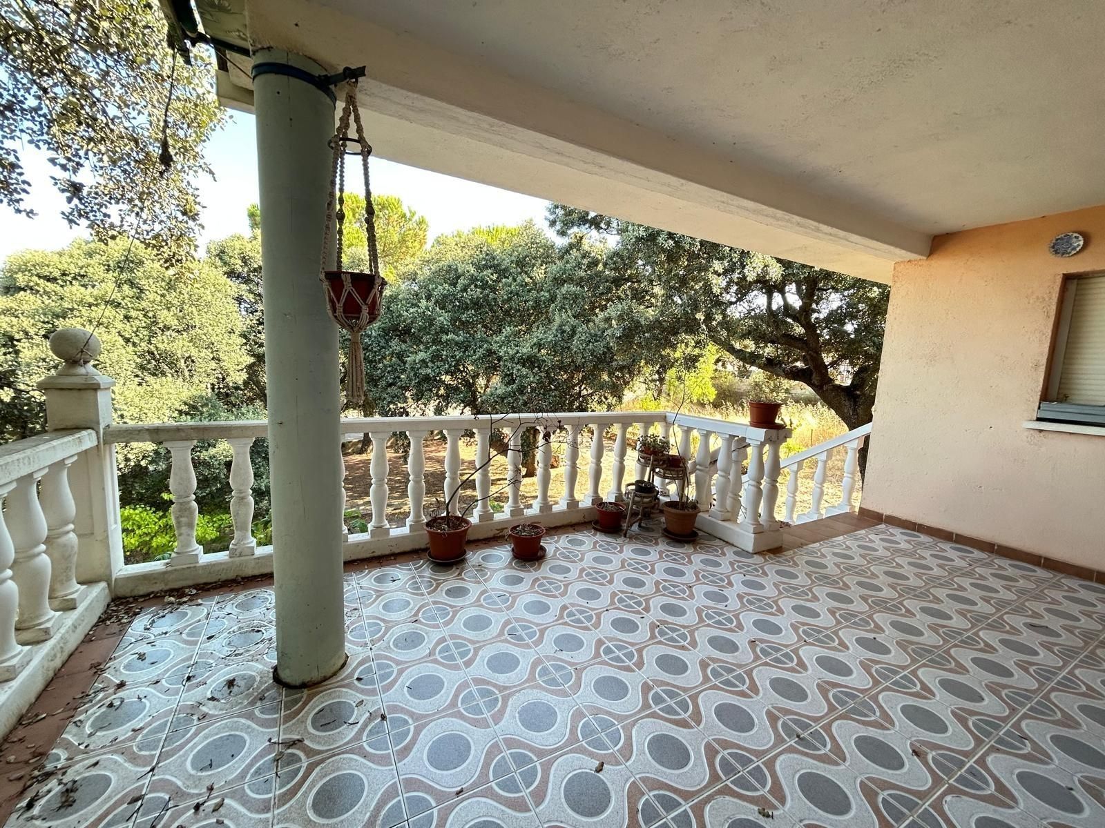 Terrassa de Casa o xalet en venda en Hontoba amb Calefacció