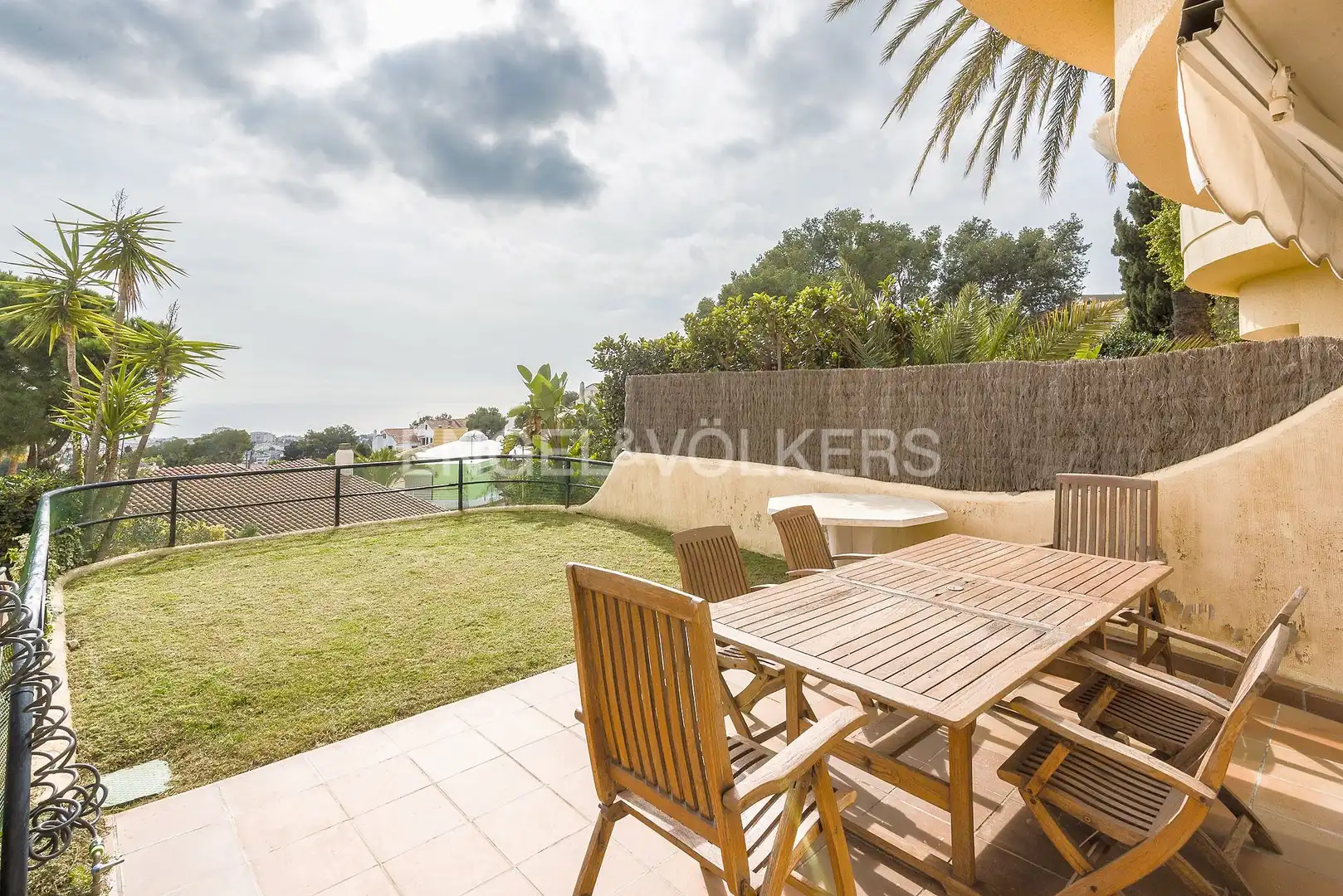Terrassa de Casa adosada en venda en Sitges amb Aire condicionat, Calefacció i Jardí privat