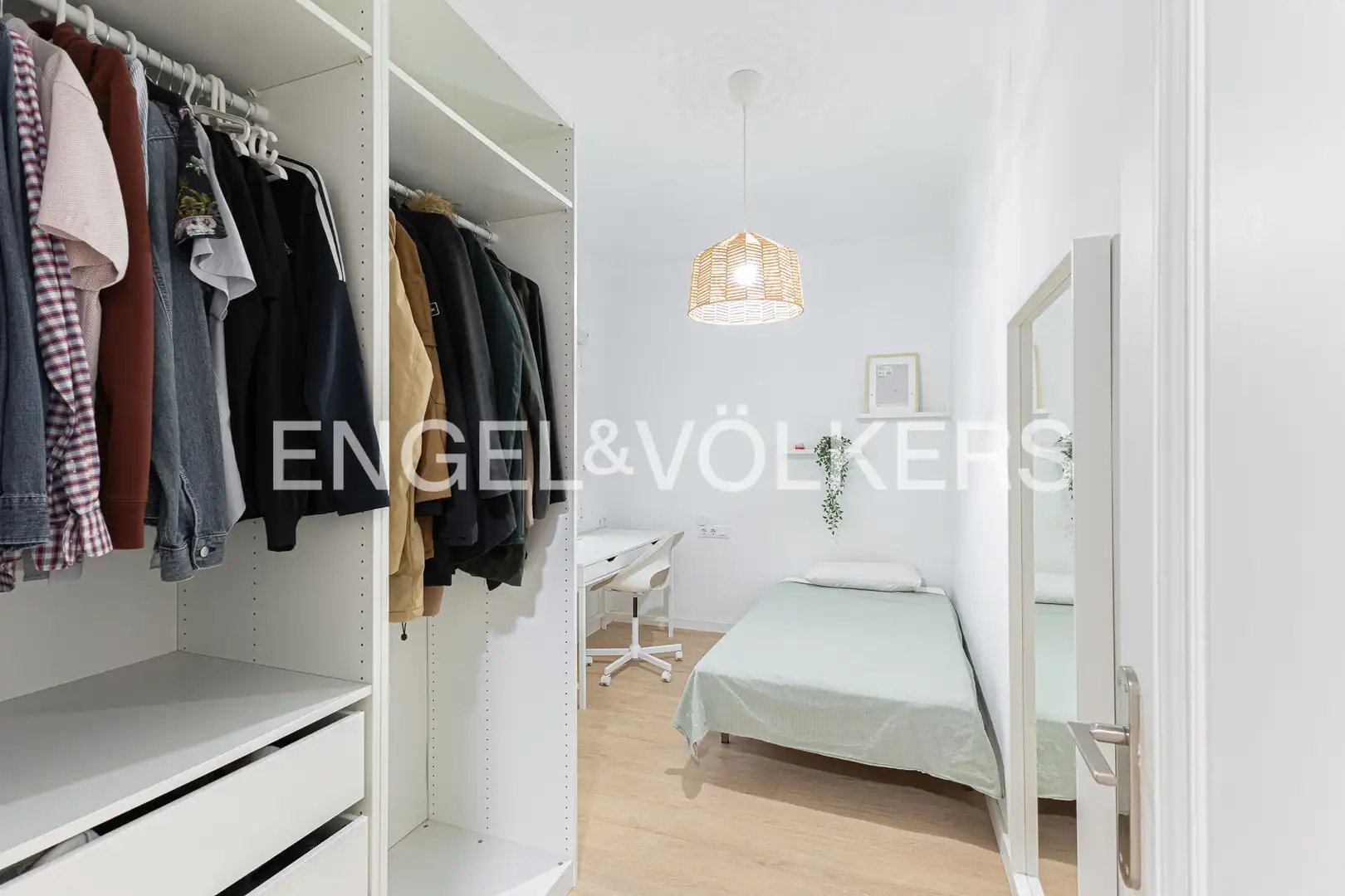 Habitación de Piso en venta en Barcelona con Aire acondicionado, Calefacción y Parquet
