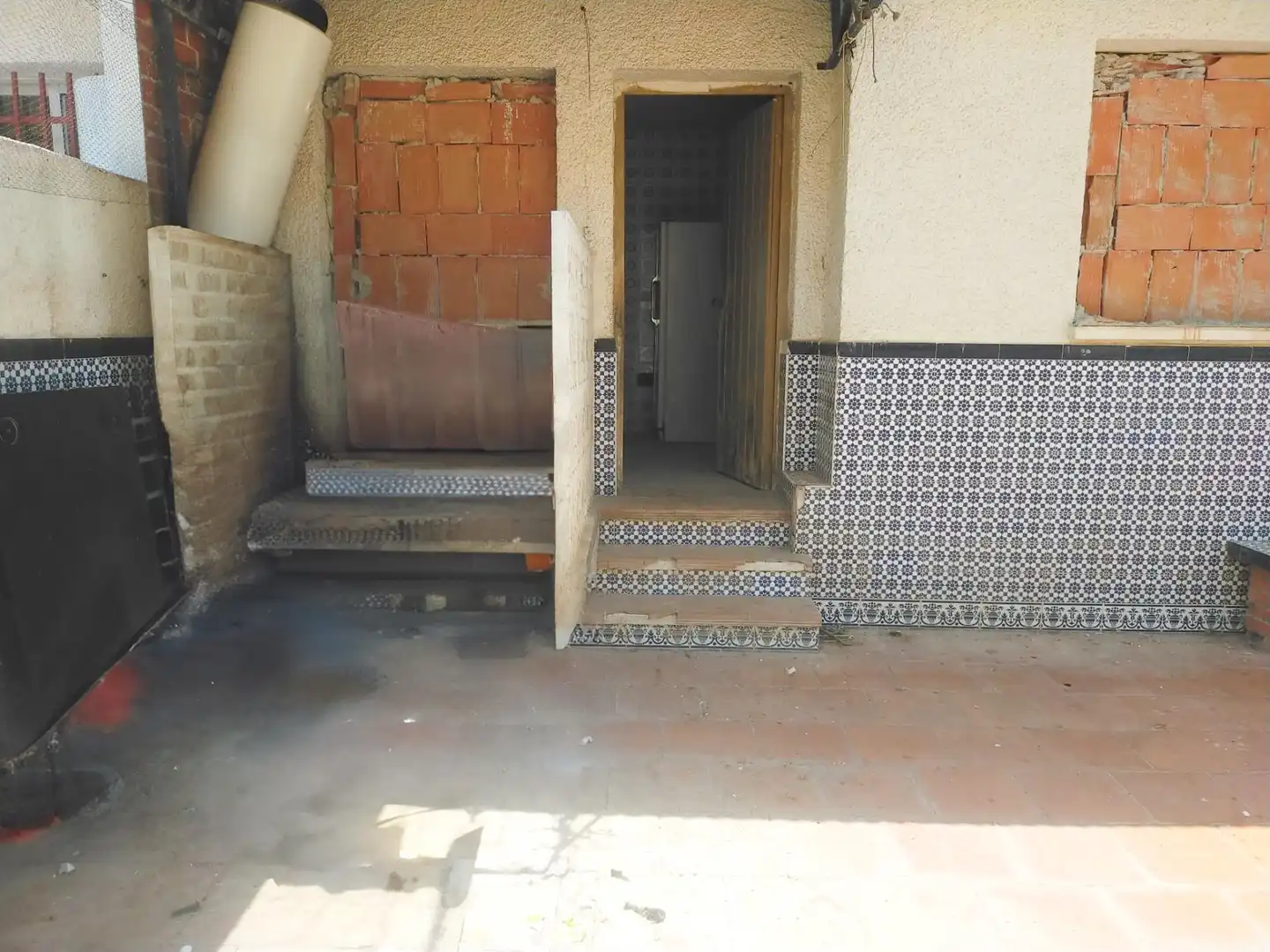 Detached homes for sale in Calle Castellar, 1, Los Ramos