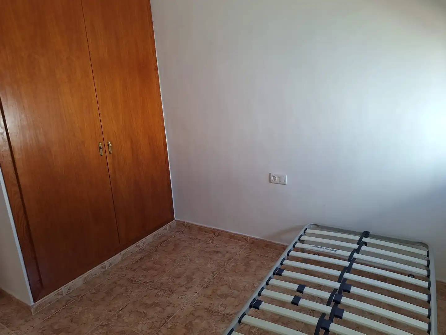 Dormitori de Casa o xalet en venda en Alicante / Alacant amb Jardí privat, Terrassa i Traster