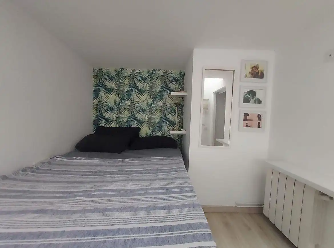 Bedroom of Houses for sale in Barcelona  with Air Conditioner, Heating and Parquet flooring
