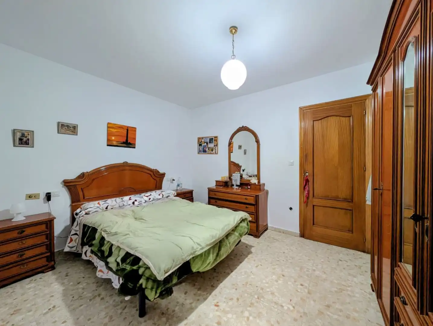 Dormitori de Casa o xalet en venda en Loja amb Aire condicionat, Terrassa i Traster