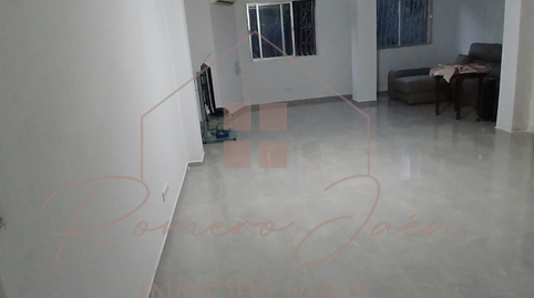 Foto 3 de Piso en venta en San Felipe - El Almendral - La Merced,  Jaén Capital