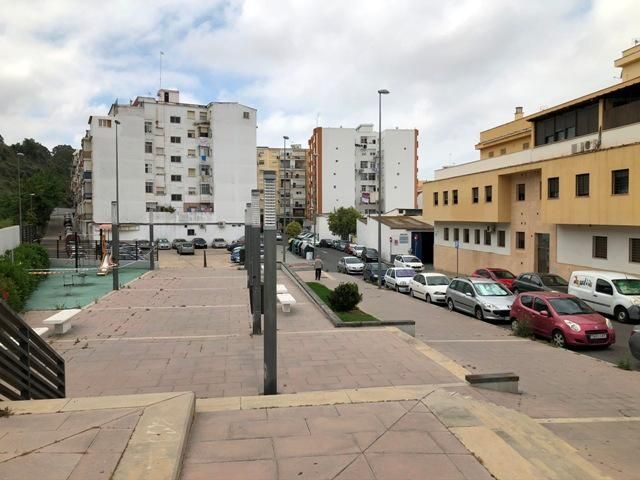 Vista exterior de Planta baixa en venda en  Huelva Capital