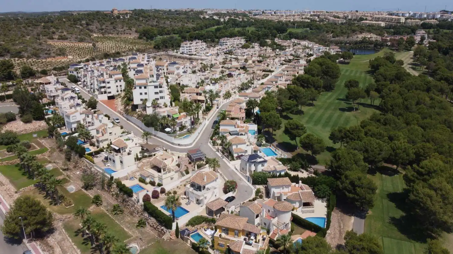 Chalet con piscina en venta en Orihuela Costa, imagen 4