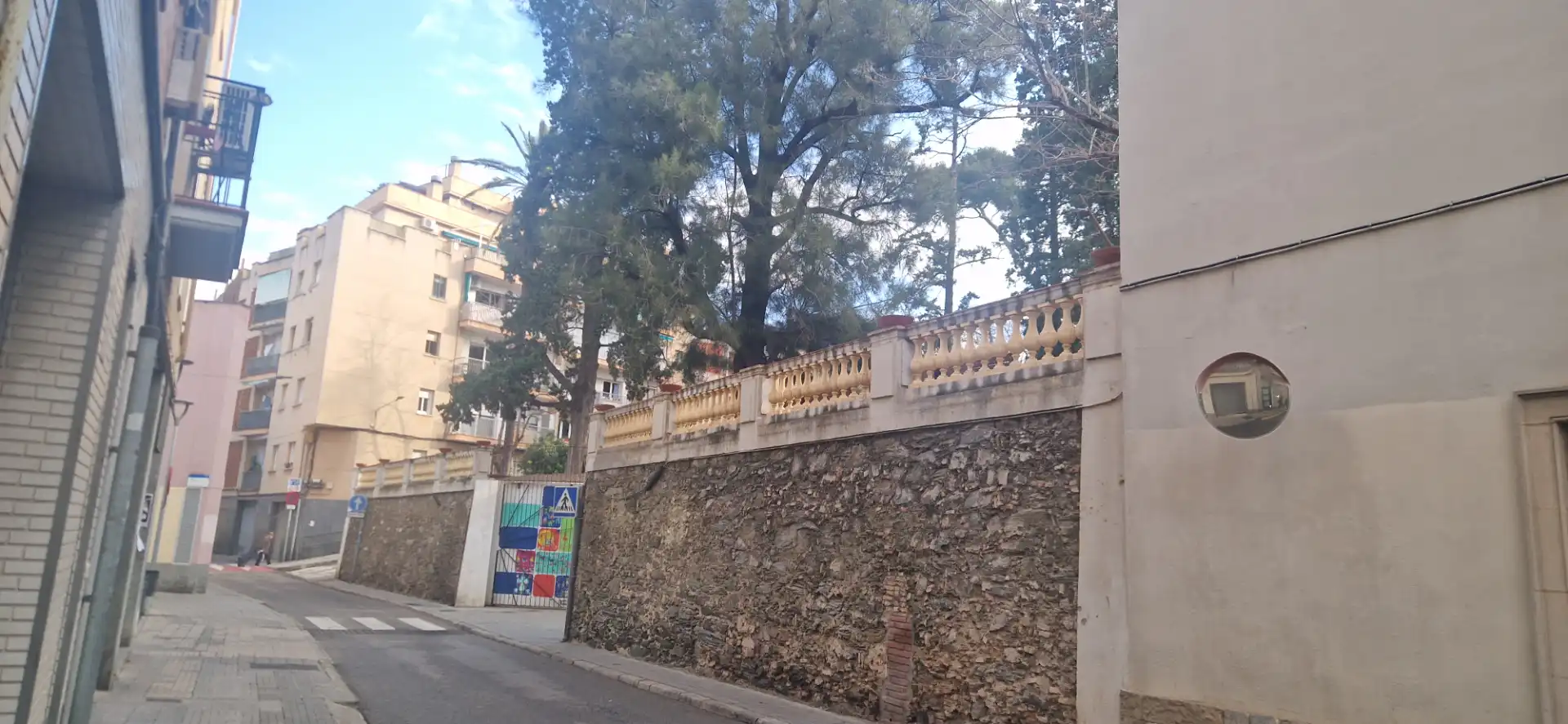 Außenansicht von Residential zum Verkauf in Sant Boi de Llobregat