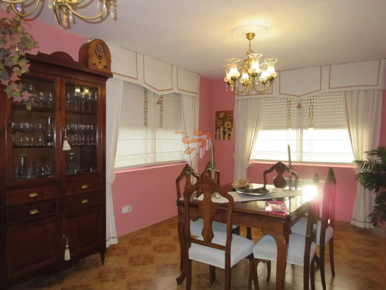 Comedor de Casa o chalet en venta en Cabanas con Calefacción y Jardín privado
