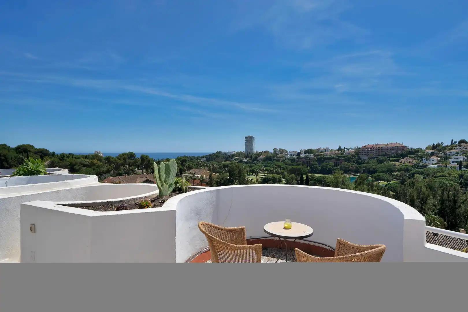 Ático de alquiler en Urbanización Golf Río Real #Bloque 2, 5B, Río Real