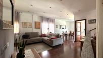 Sala d'estar de Casa o xalet en venda en Montgat amb Aire condicionat, Calefacció i Terrassa