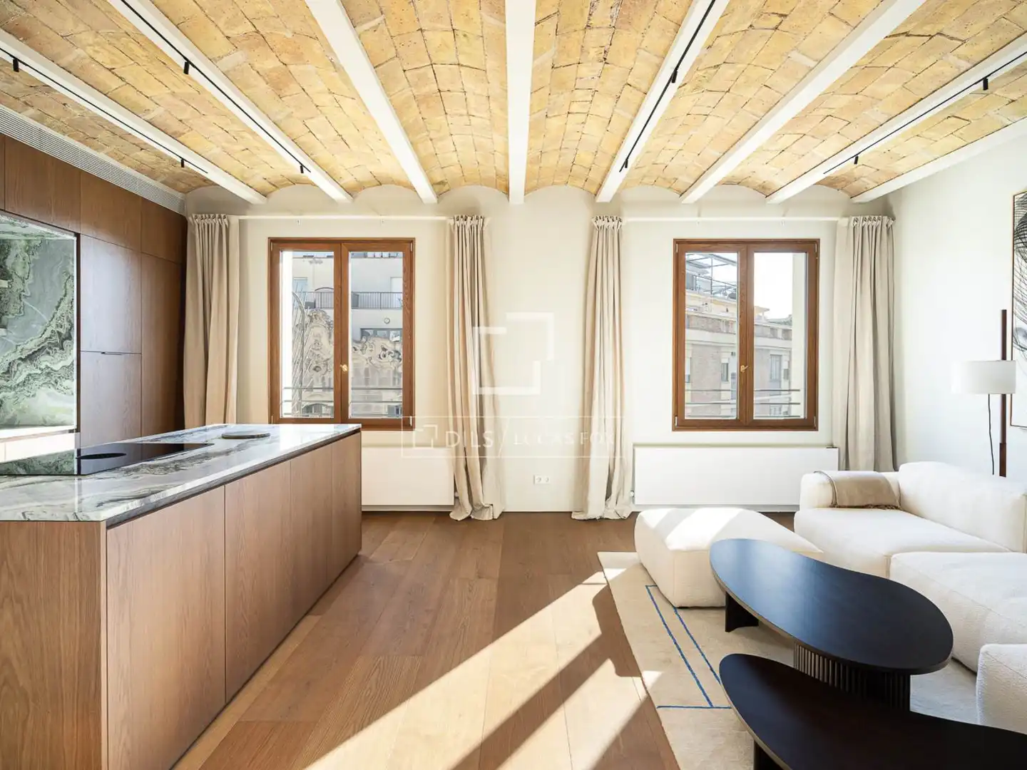 Appartamento con terrazza in vendita a Eixample, imagen 2