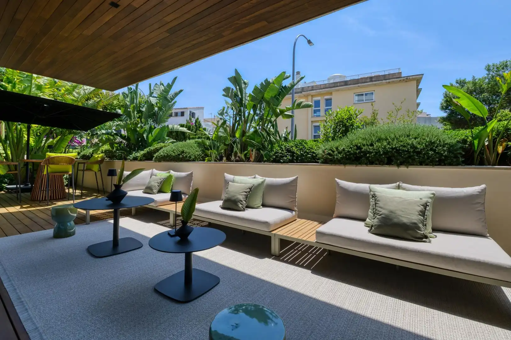 Terrasse von Erdgeschoss zum Verkauf in  Palma de Mallorca mit Klimaanlage, Heizung und Privatgarten
