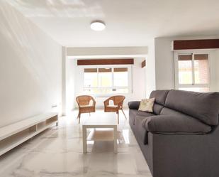 Living room of Flat to rent in  Albacete Capital  with Heating, Furnished and Balcony