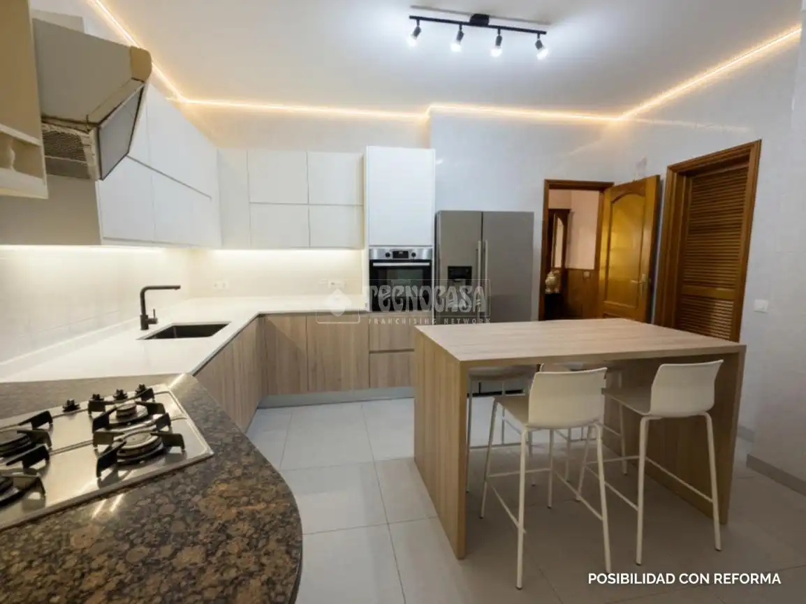 Cocina de Piso en venta en Santa Úrsula con Balcón