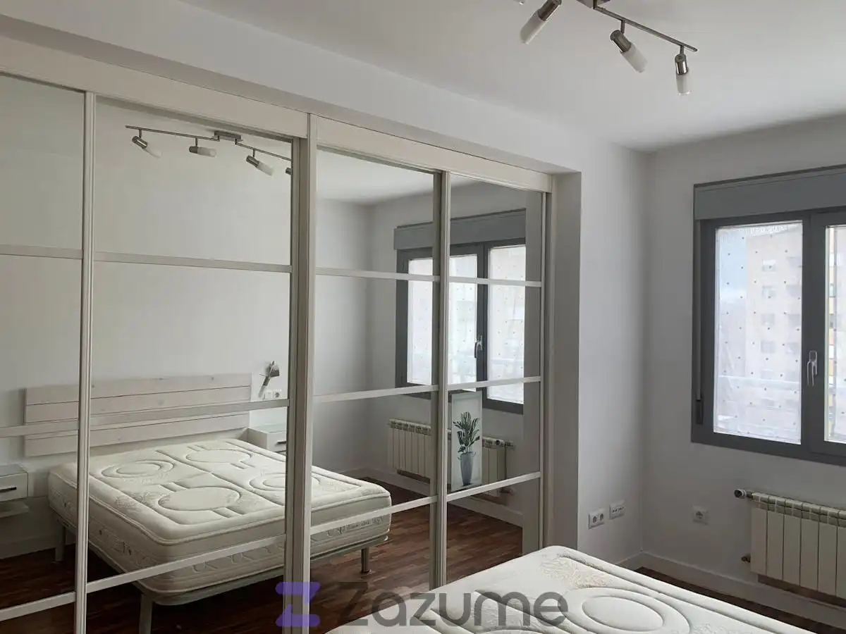 Bedroom of Flat for rent in Vitoria - Gasteiz  with Heating, Terrace and Furnished