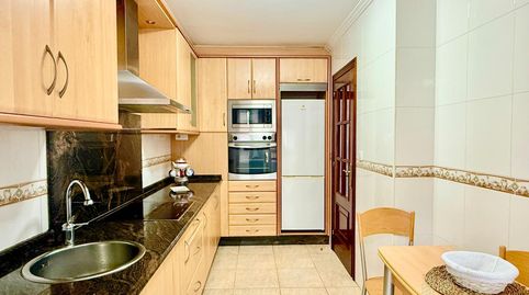 Foto 5 de Piso en venta en Travesia de Montouto, Teo, A Coruña