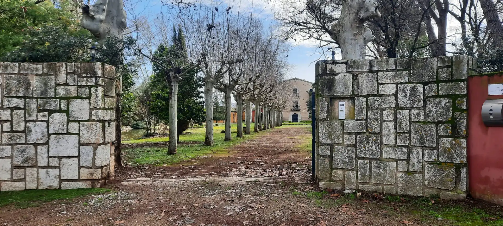 Casa rústica con terraza en venta en Cassà de la Selva