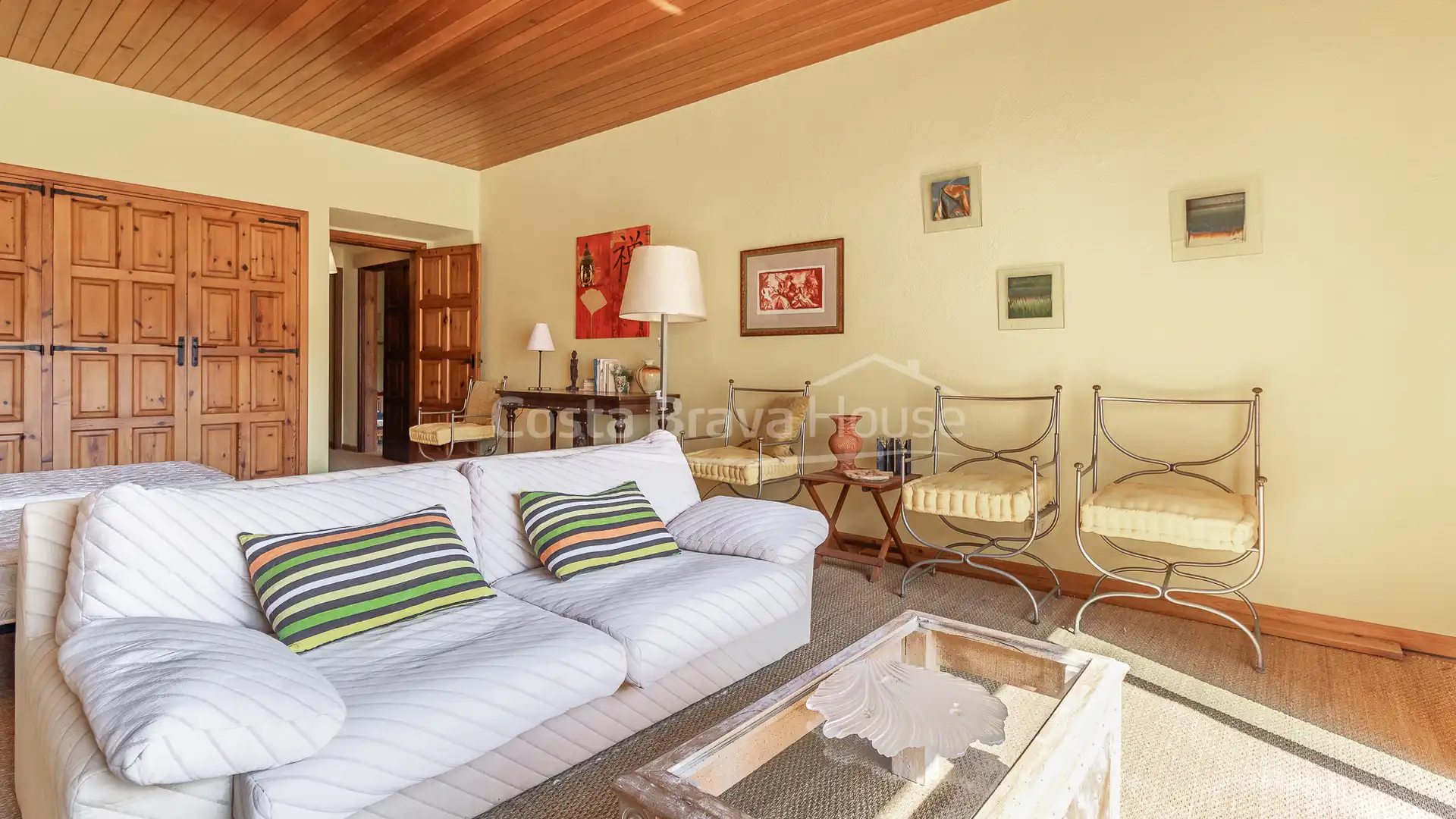 Wohnzimmer von Wohnungen zum Verkauf in Begur mit Terrasse, Schwimmbad und Ofen